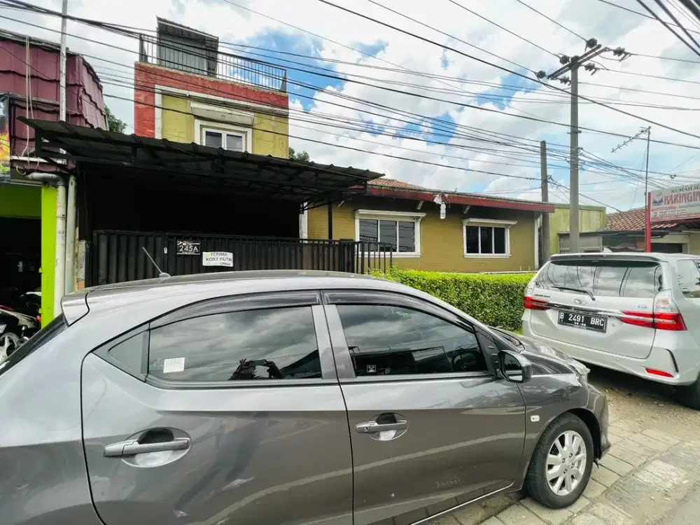 Rumah Kos Di Lokasi Komersil Jalan Raya Jakarta Bogor