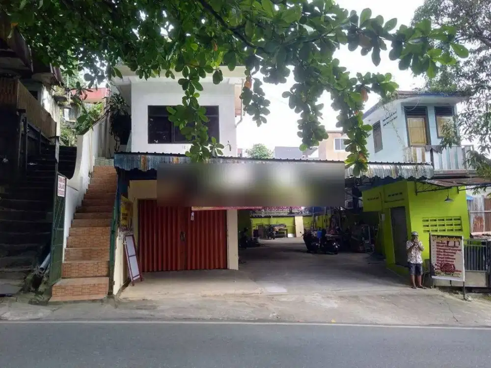 RUMAH KOST2AN DI TENGAH KOTA DAERAH GUNUNG MALANG