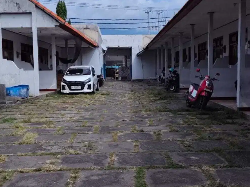 RUMAH KOST JALAN RAYA SINGARAJA SERIRIT BALI