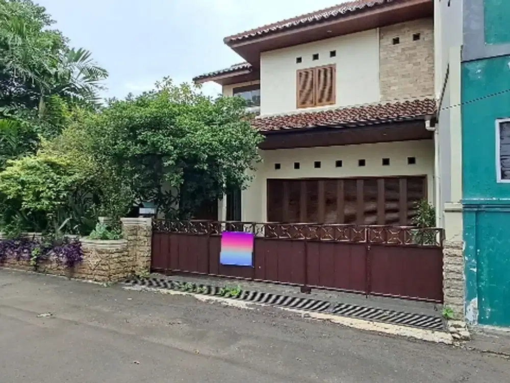 Dijual Rumah Nyaman di Duren Sawit siap Huni semi furnished