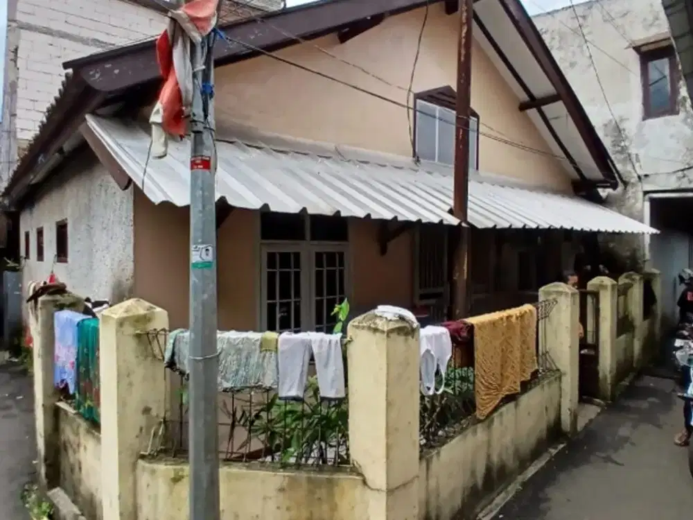 Dijual kost-an 6 pintu di dekat GOR Citra Cikutra Bandung