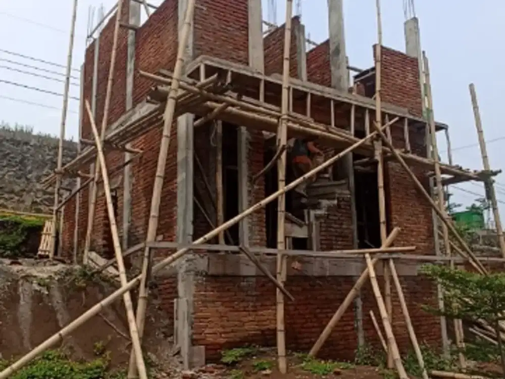 dijual cepat rumah kos 6 kamar 2 lantai depan kampus uin kota malang