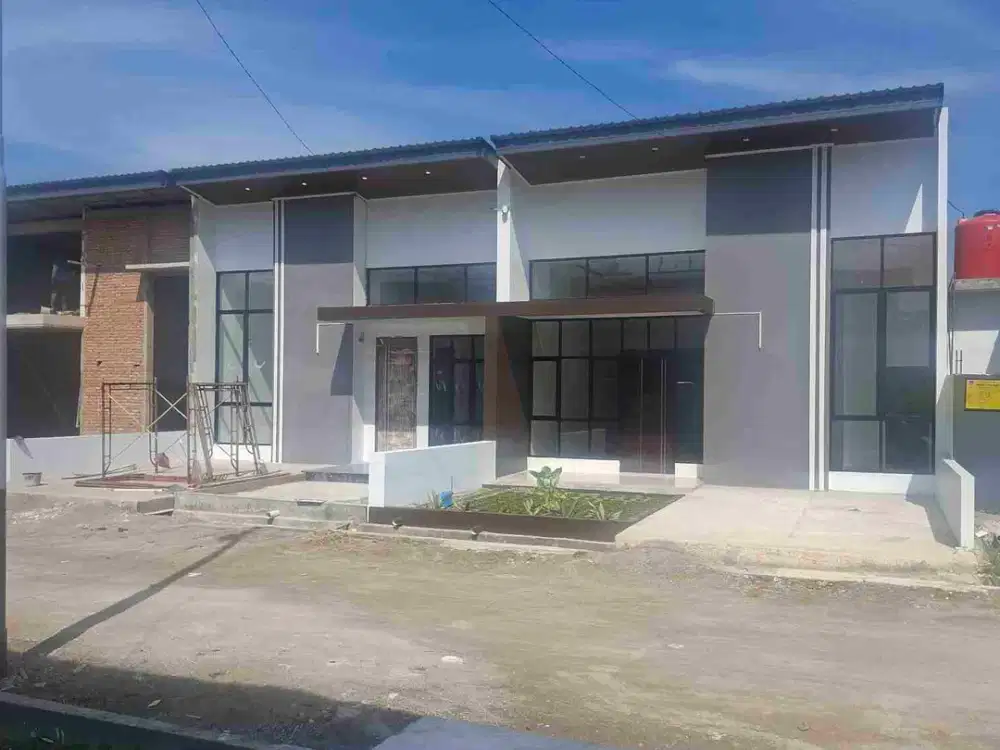 1 UNIT SPESIAL DENGAN LUAS TANAH 200 DI AMPANG