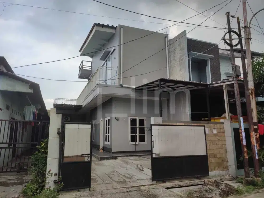 Dijual Cepat Rumah Kos2an di Taman Harapan Baru - Bekasi