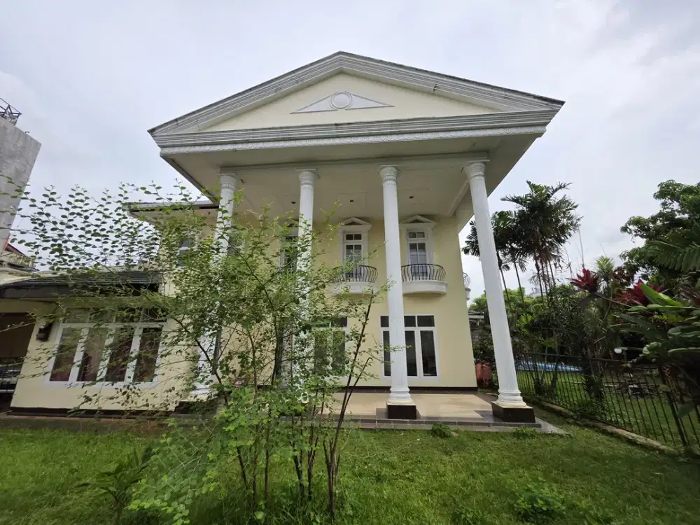 Disewakan Rumah Semi Furnished di Cilandak,10 menit ke Pejaten Village