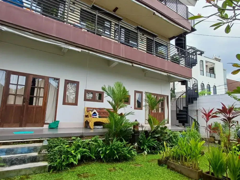 Luxury Guest House With 4 Bedrooms, Furnished, Close to Munggu Beach