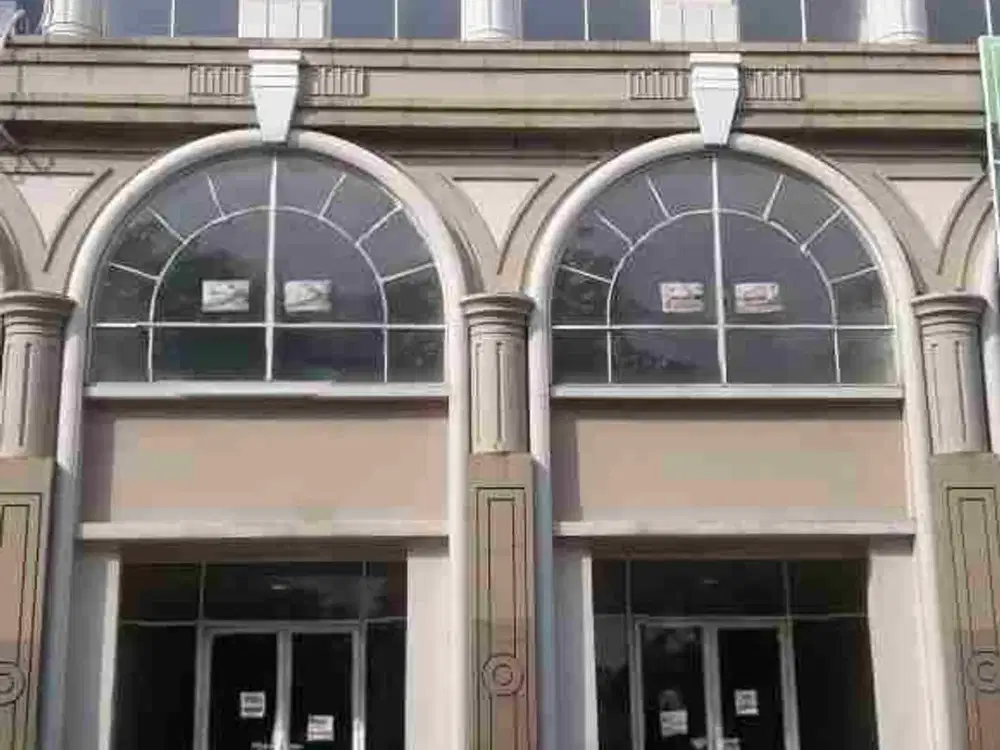 DIJUAL & DISEWA RUKO GLC
COLOSSEUM – HADAP BOULEVARD