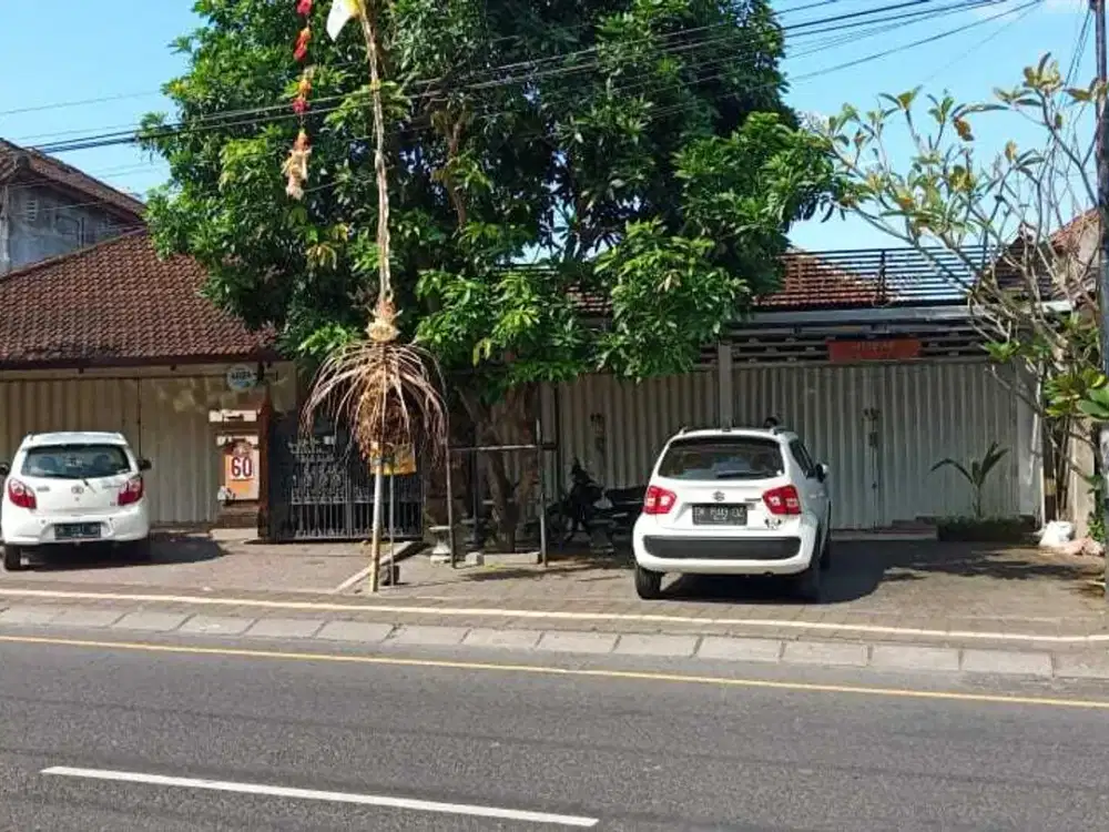 DIJUAL MURAH PINGGIR JALAN RAYA UTAMA RUMAH + TOKO + KOST DI DENPASAR