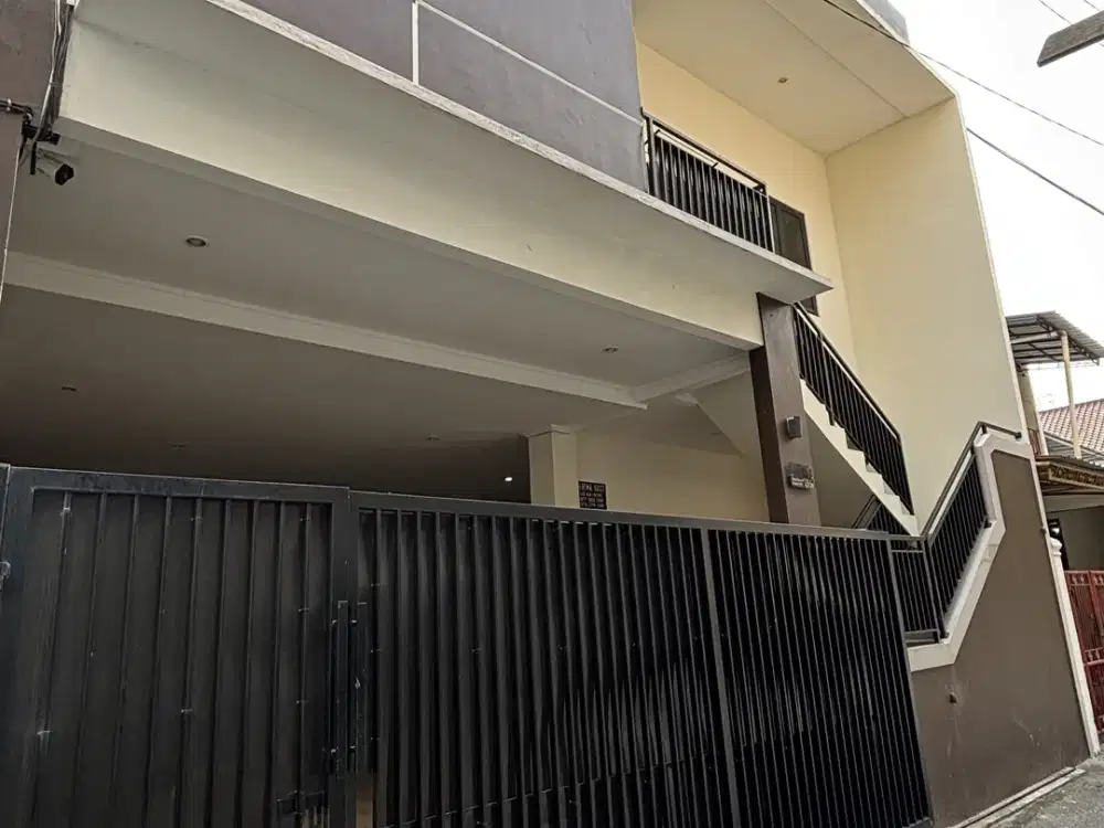 Dijual Rumah Kost di Tebet Barat