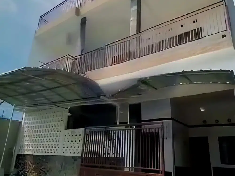 RUMAH KOST GRIYASANTA EXECUTIVE SOEHAT MALANG