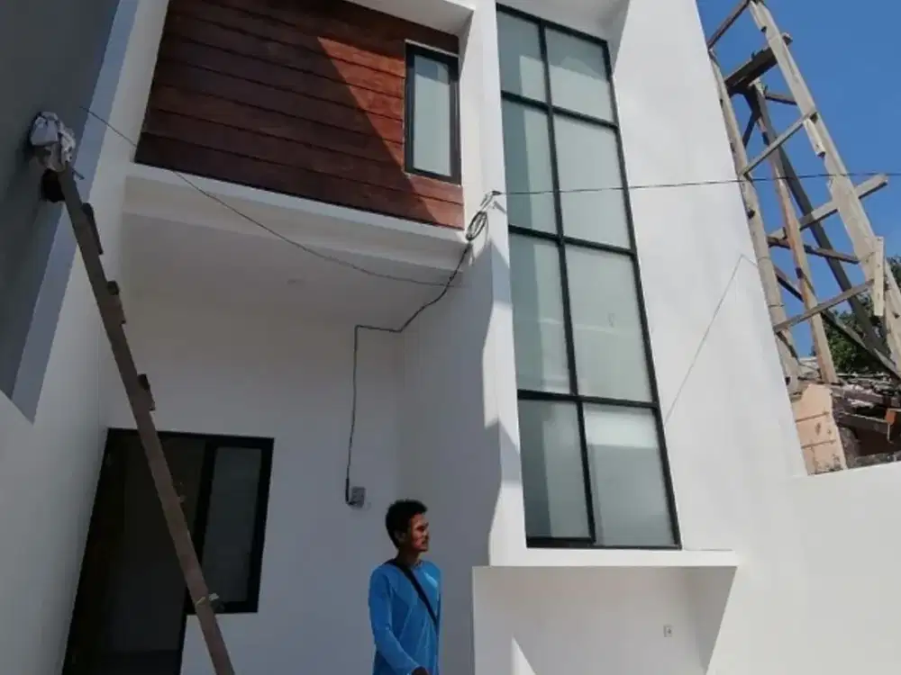 RUMAH ISTIMEWAH DISINI PALING NYAMAN