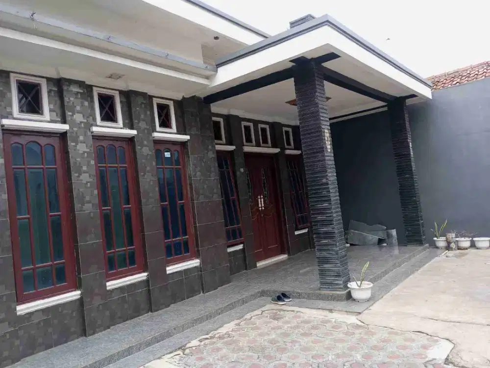 rumah soltan mewah siap huni