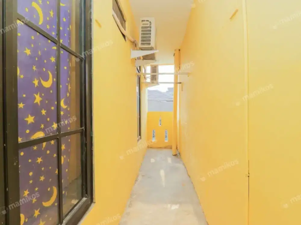 Rumah kost rapi, bagus di bawah pasar di Pejaten Jaksel