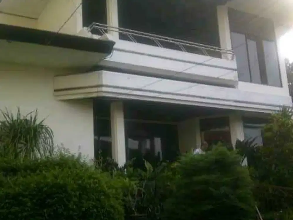 Rumah cocok untuk Usaha di Jalan Protokol Salatiga