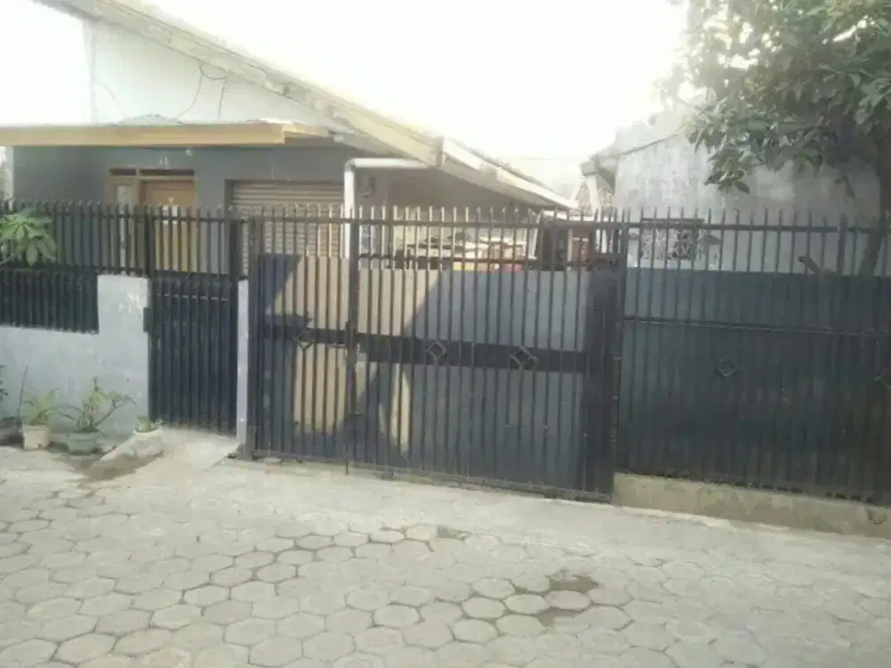 Dijual kosan dan paviliun masuk mobil  dkt Sumarecon