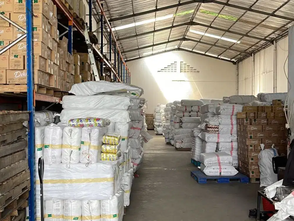 Disewakan murah Gudang di Taman Tekno BSD