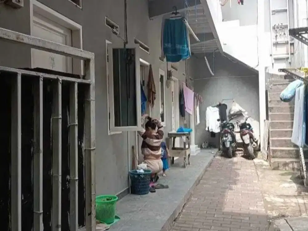 Dijual kosan AKTIF  8 kamar di Cimindi.