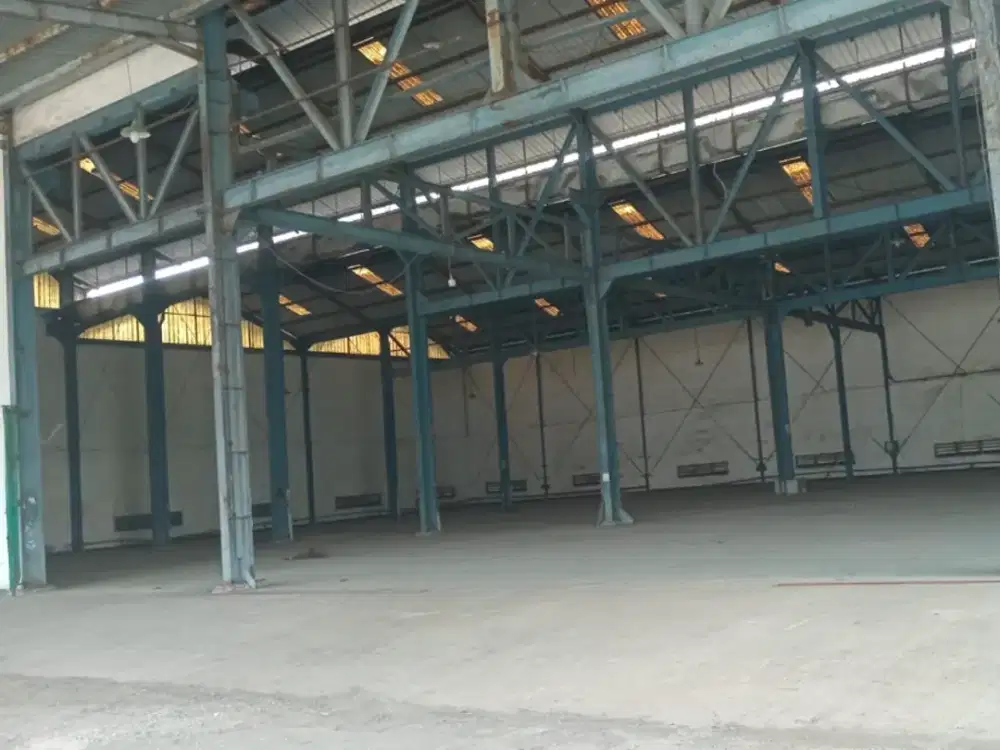 Disewakan gudang Cikande 3.700 m 2 Milyar