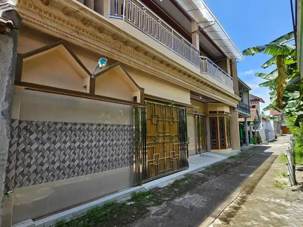 Dijual cepat kost & rumah induk murah dekat kampus UNISA, UTY & UMY