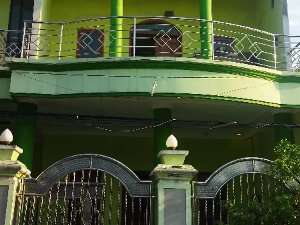 rumah 2 lantai bisa untuk kos2an