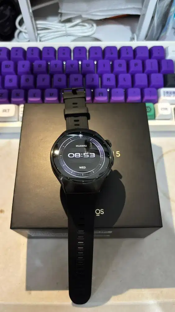 Huawei Watch 5 46mm Black (Tidak dijual di Indonesia) - Garansi ON