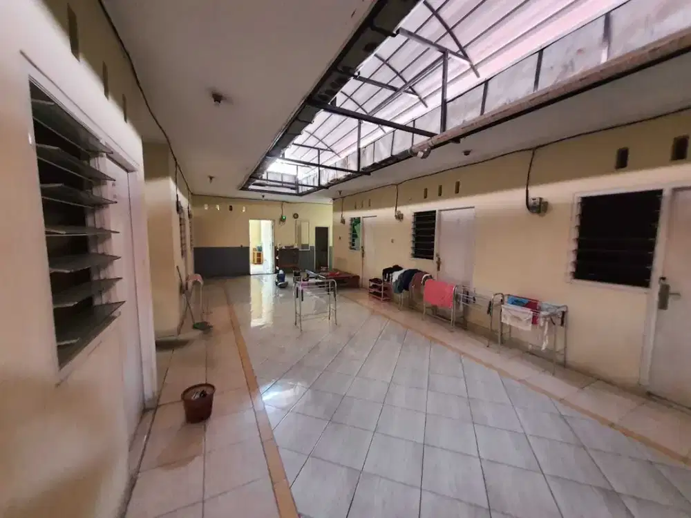 Dijual Rumah Kos 14 kamar Di tengah kota Karawang, jalan Nagasari,