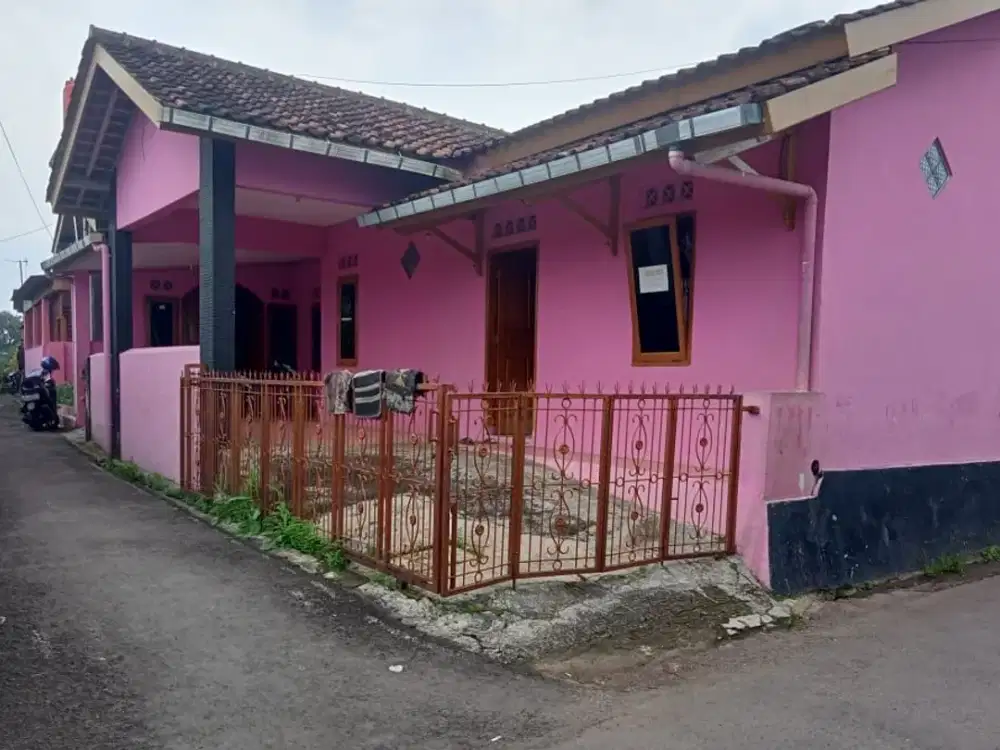 Rumah KOS 12 pintu kompleks kampus UNSOED Purwokerto