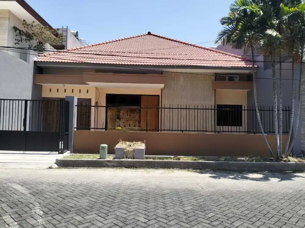 Rumah Cantik Manyar Surabaya