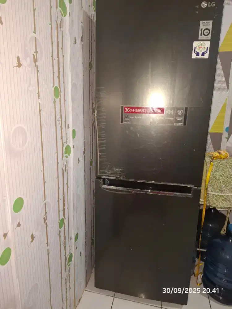 Kulkas LG model GC - B369NQRM