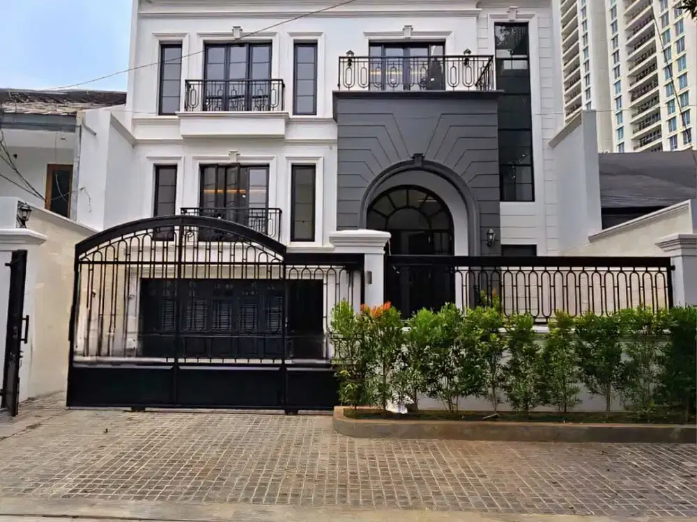 For Sale Brand New American Classic House Pakubuwono Kebayoran Baru