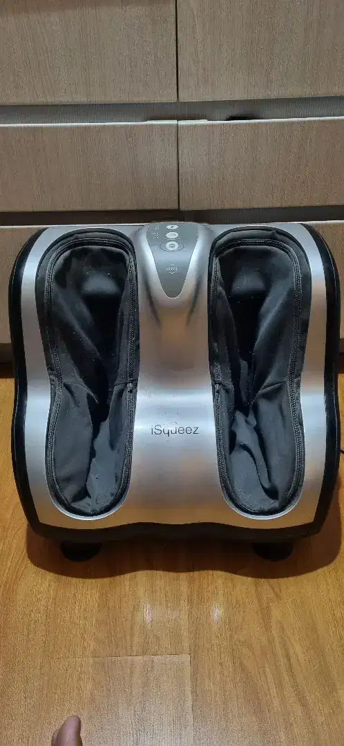 Pijat kaki I-Squeeze by Osim