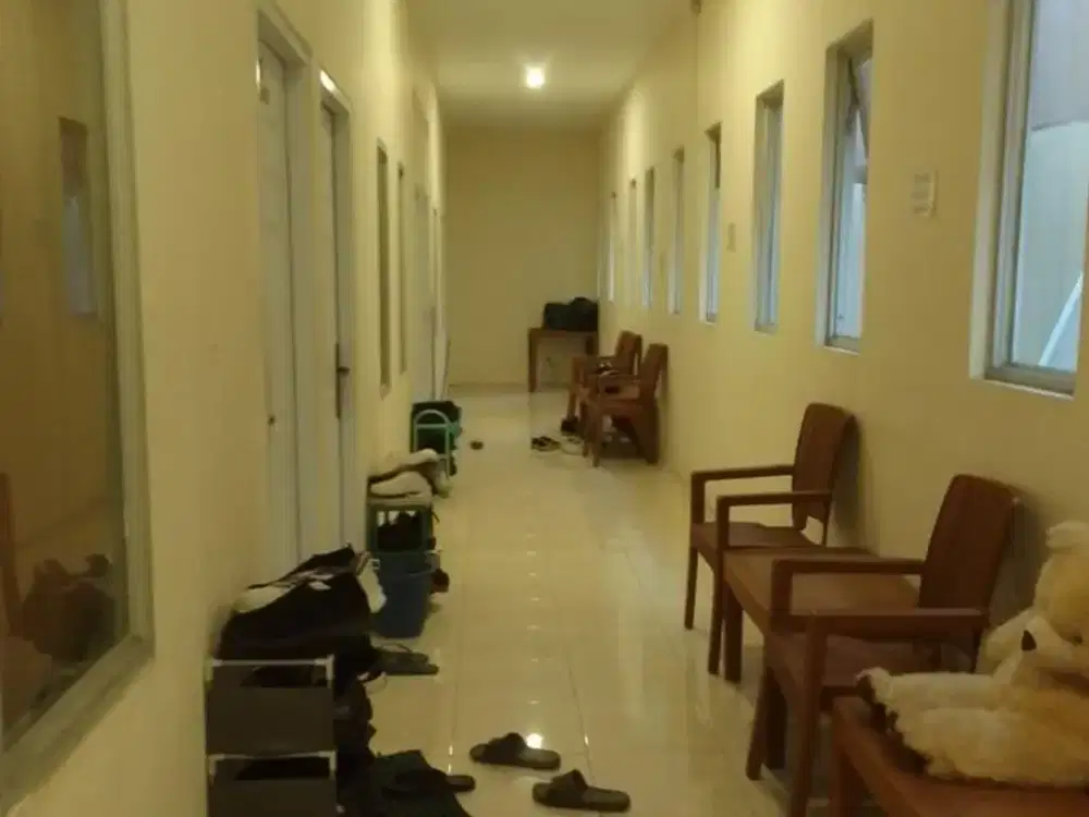 RUMAH KOST FULL DI TAWAKAL TOMANG DEKAT TRISAKTI DAN UNTAR