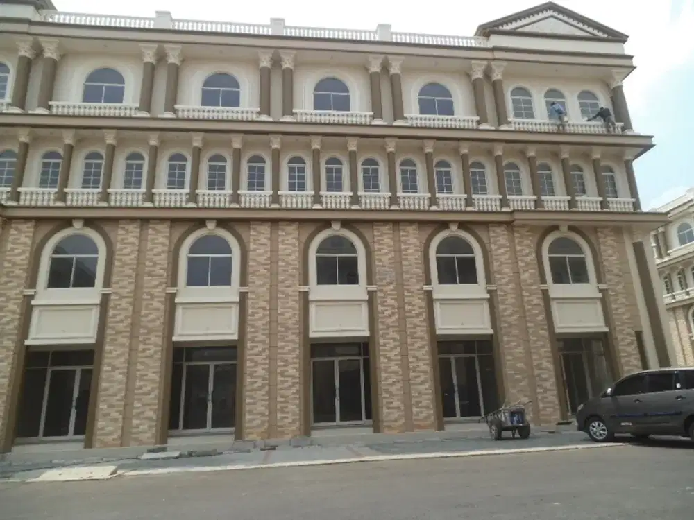 Disewakan Termurah Ruko Green Lake City 2 Unit gandeng
