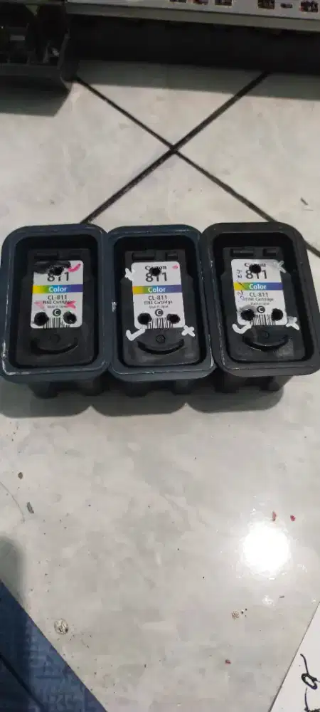 jual catridge warna 811 hasil hitam