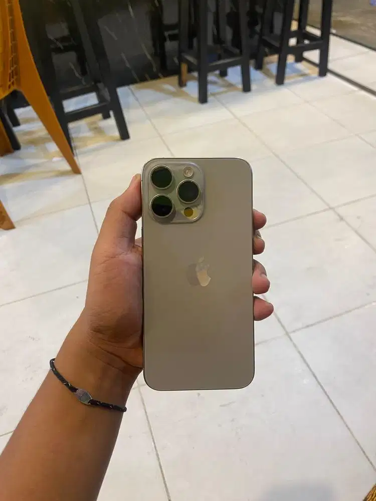 I phone 15 promax 256gb