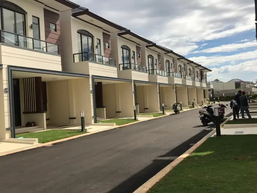 Disewakan rumah 2 lantai kondisi bagus Allura Type B hook Lavon 1