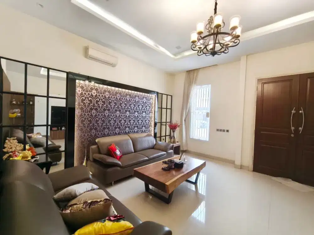 Dijual Villa Komplek Perumahan Citraland Gama City Cluster Bahamas