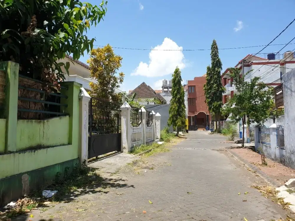 Kos murah besar luas 450 di sigura gura sangat dekat kampus UB UIN ITN