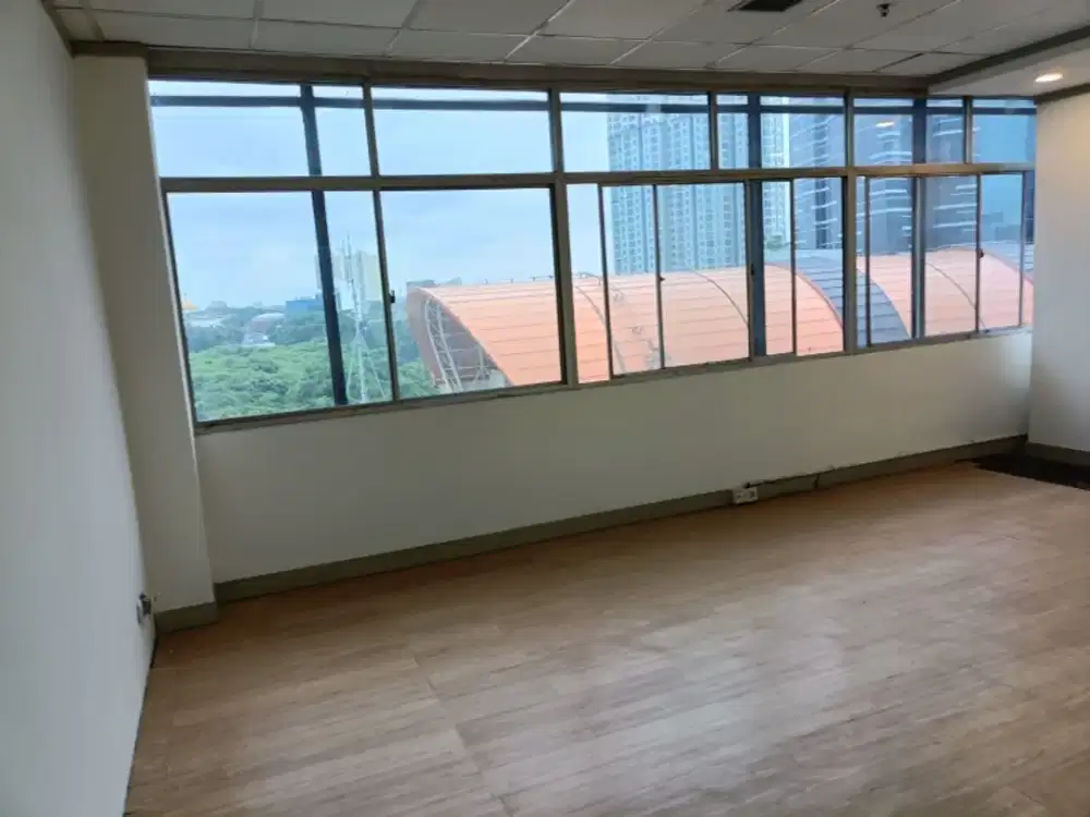 SEWA KANTOR DI JAKARTA SELATAN KUNINGAN 247M² SEMI FITTED 160K NEGO