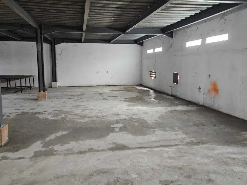 Gudang Dekat Pabrik New Era, Bandara Soekarno Hatta