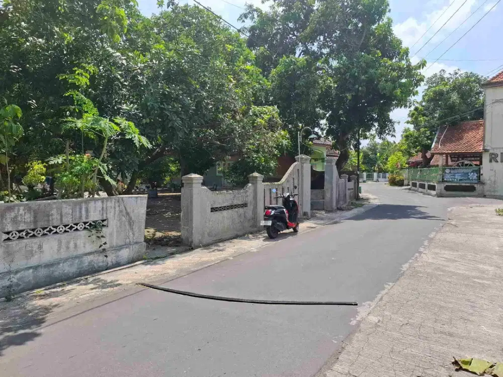 tanah siap bangun dekat jalan raya baki solo