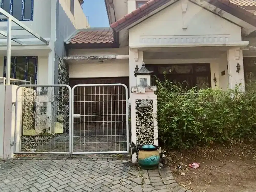DIJUAL RUMAH GRAHA FAMILI HOOK DEKAT CLUB HOUSE KOSONGAN PAKUWON MALL