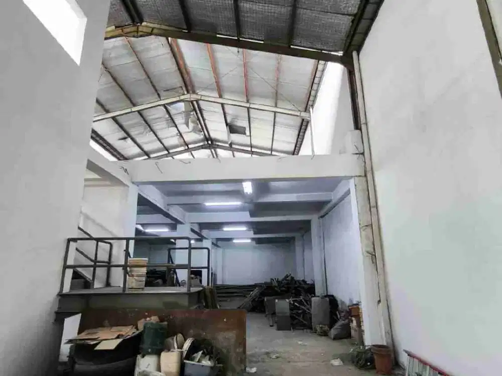 Disewakan gudang di Bizpark Ciputra Pulogadung Jakarta Timur