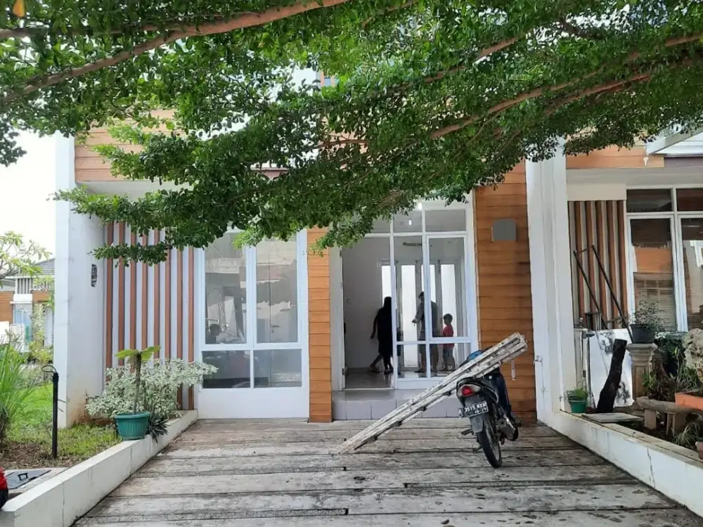 Dijual/sewa rumah 2lt Garden Ville dekat Univ Esa Unggul Citra Raya