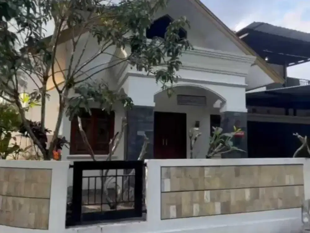 Rumah induk & kost di jl Kaliurang km 13,5 dekat kampus UII Terpadu