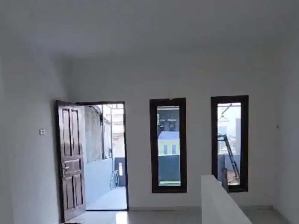 dijual rumah  3 lt Pademangan , lokasi strategis