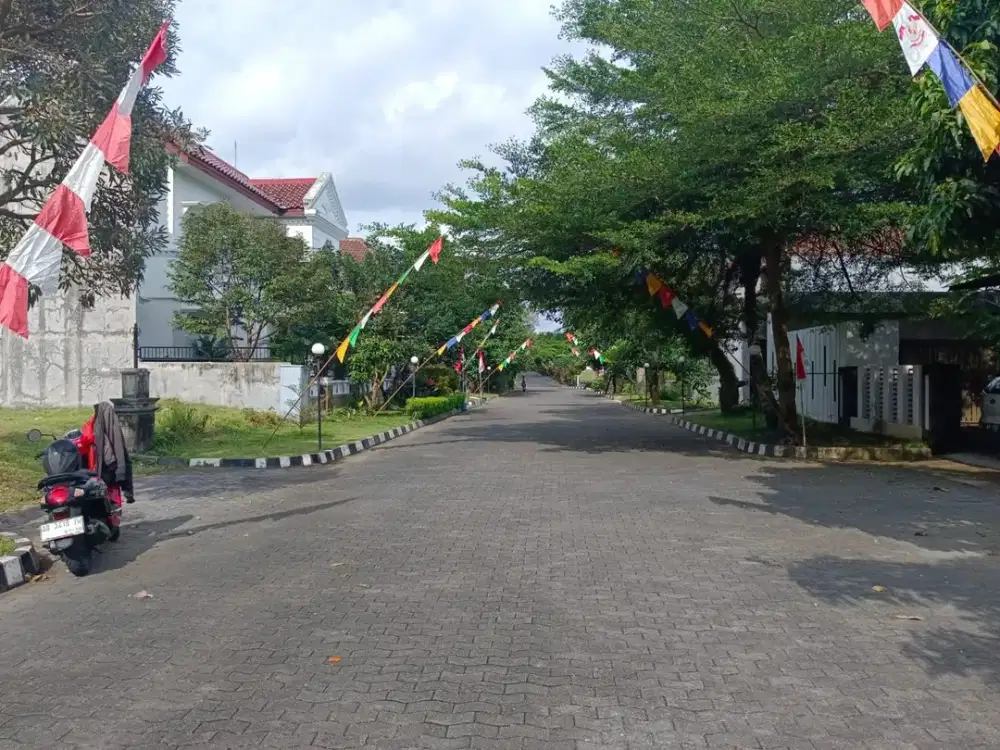 Dijual Tanah Sleman Kota Luas 200m2 di Komplek Perumahan Elite Fasilitas Lengkap