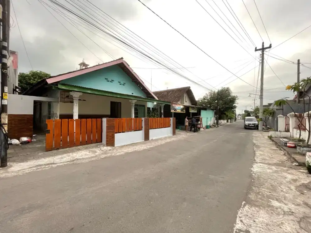 3 MENIT UPN; 200 Meter Pakuwon Mall Jogja, Cocok Kost & Homestay