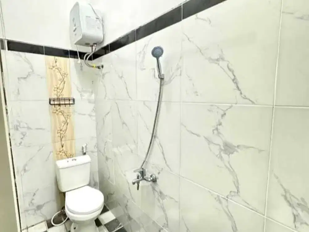 RUMAH KOS 8 KT & 8 KM DEPAN KAMPUS UNIBRAW KOTA MALANG