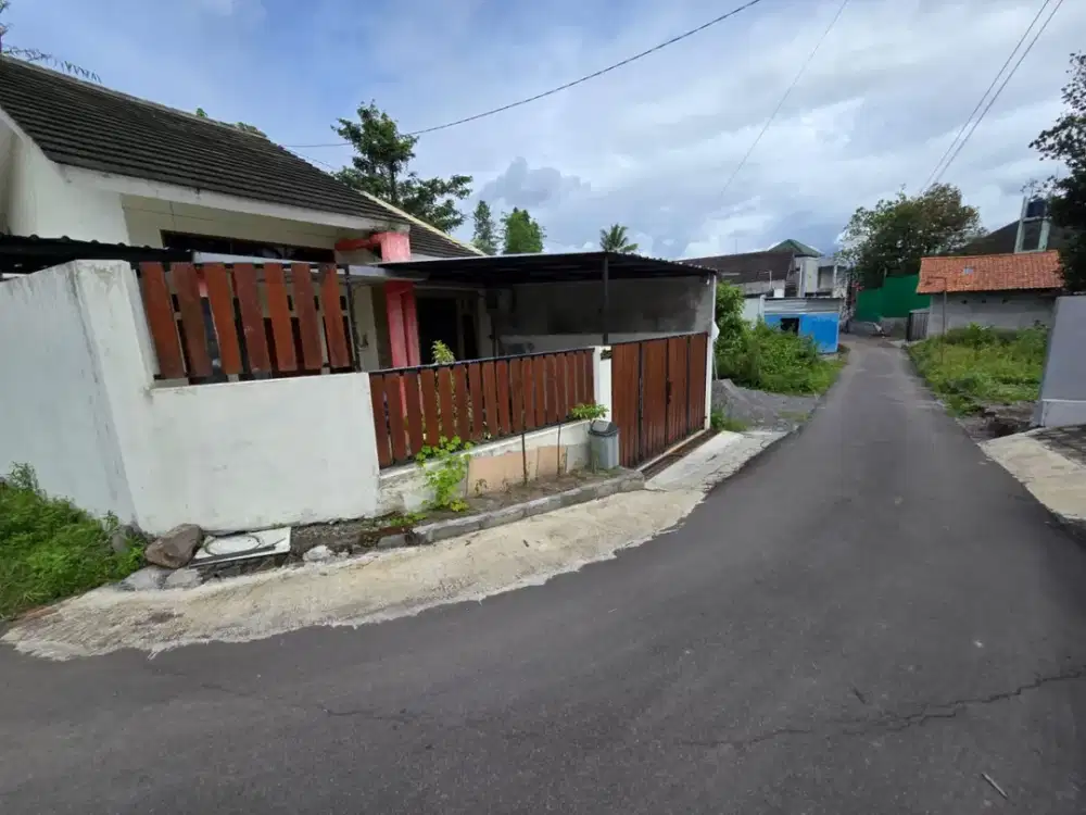 Dekat Obelix Village; Tanah Pandowoharjo Luas 120m2, SHM